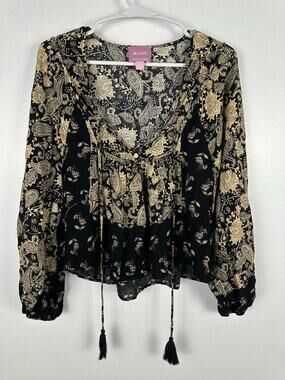 Muse bohemian top black/beige paisley print tassel ties at the neckline Small